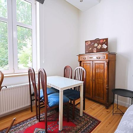 Beige And Red 3City Studio In Sopot With Outdoor Parking By Noclegi Renters Kültér fotó